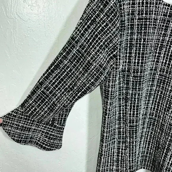 Talbots Women's Black White‎ Speckled Top with Bell Sleeve Size Large - Picture 5 of 7